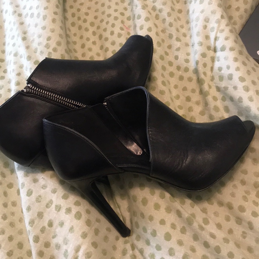 michael kors stiletto booties